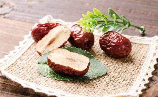 你知道嗎？紅棗中含有孕媽需要的葉酸，但不是所有孕媽都適合吃